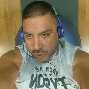 Meet your Posher, Martin